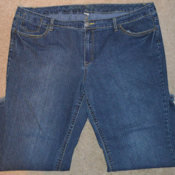 Avenue Jeans Plus Size 22 Petite Bootcut Jeans - Picture 1 of 3